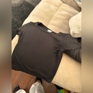 Black Ribbed Short Sleeve Top